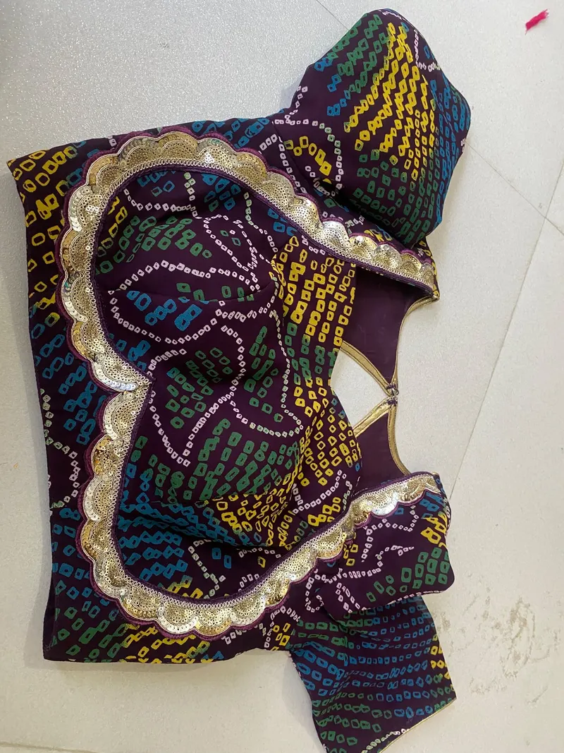 Madhubala Pattern Blouse, photo 2 of 2